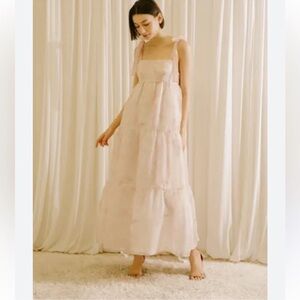 storia Blush Floral Maxi Dress medium NWT